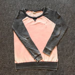 Distressed Raglan sweater shirt XS